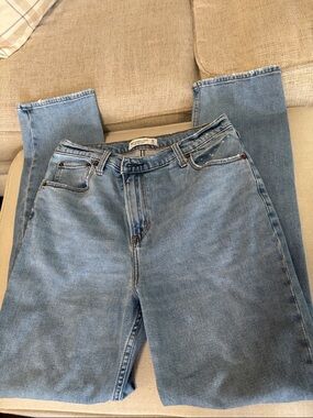 Women Abercrombie Jeans 90s Slim Straight Ultra High Rise size 29 8R